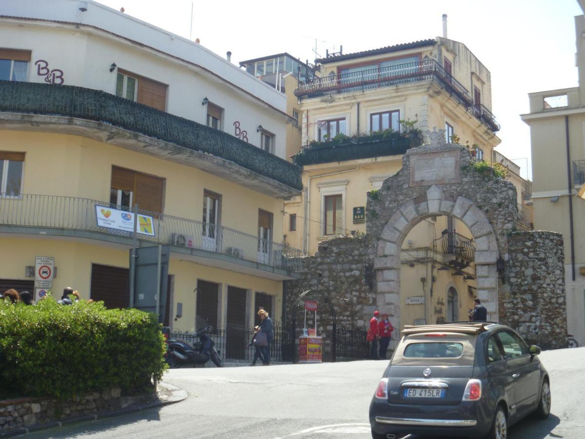 B&B Porta Del Re 陶尔米纳 外观 照片
