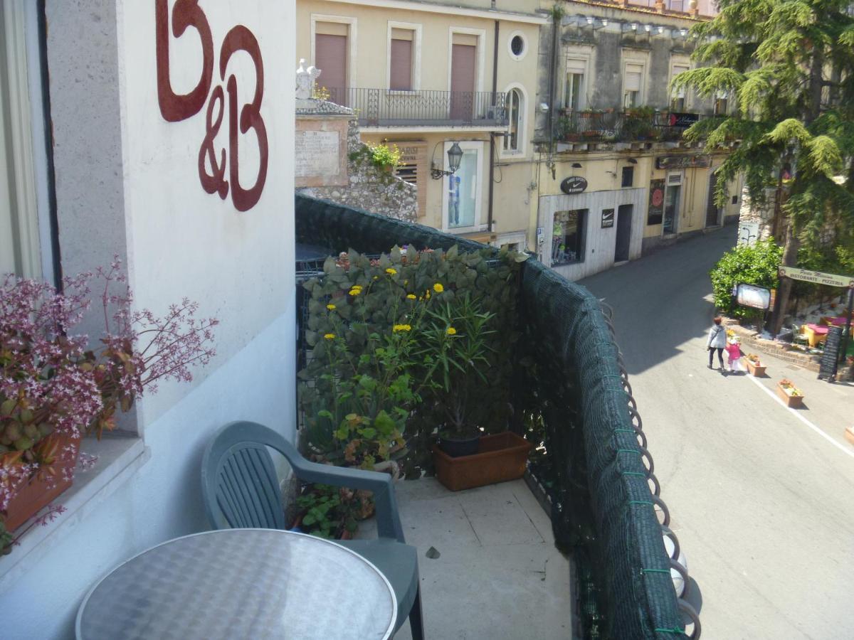 B&B Porta Del Re 陶尔米纳 外观 照片